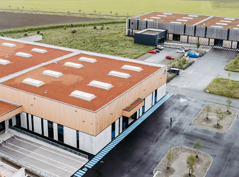 Kunert Aktuell: Zwei neue Hallen