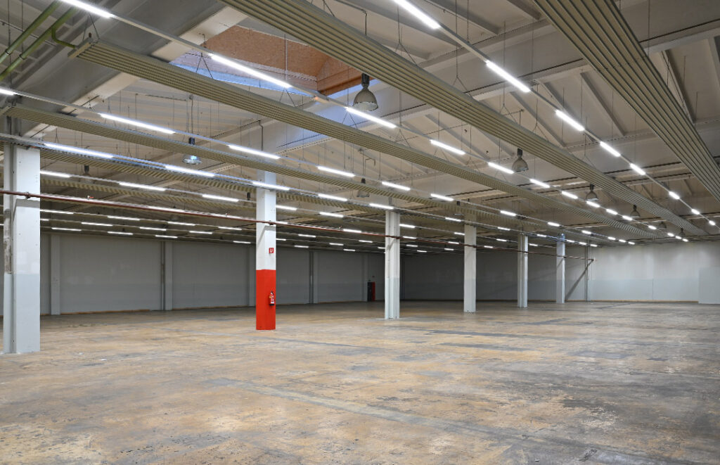 Freie Fläche Halle 5 Innen 5