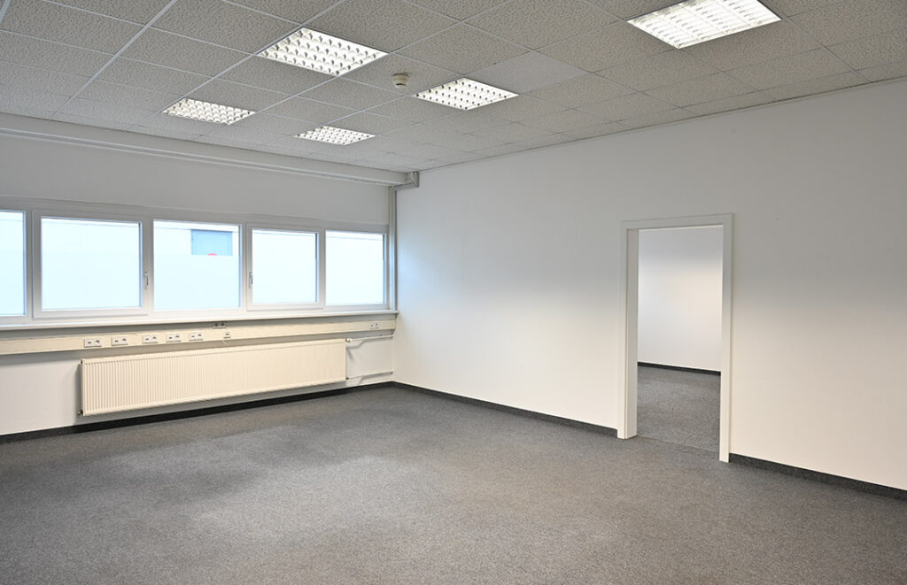 Freie Fläche Halle 5 Büro 1